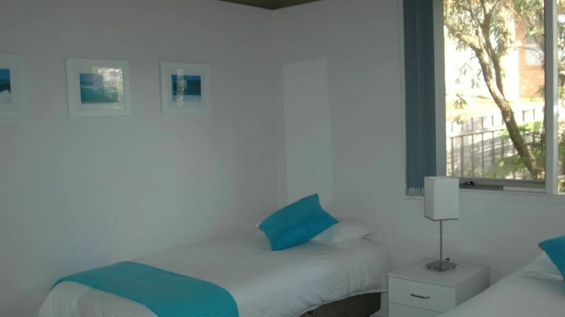The Beach House At Tura Beach 0*,